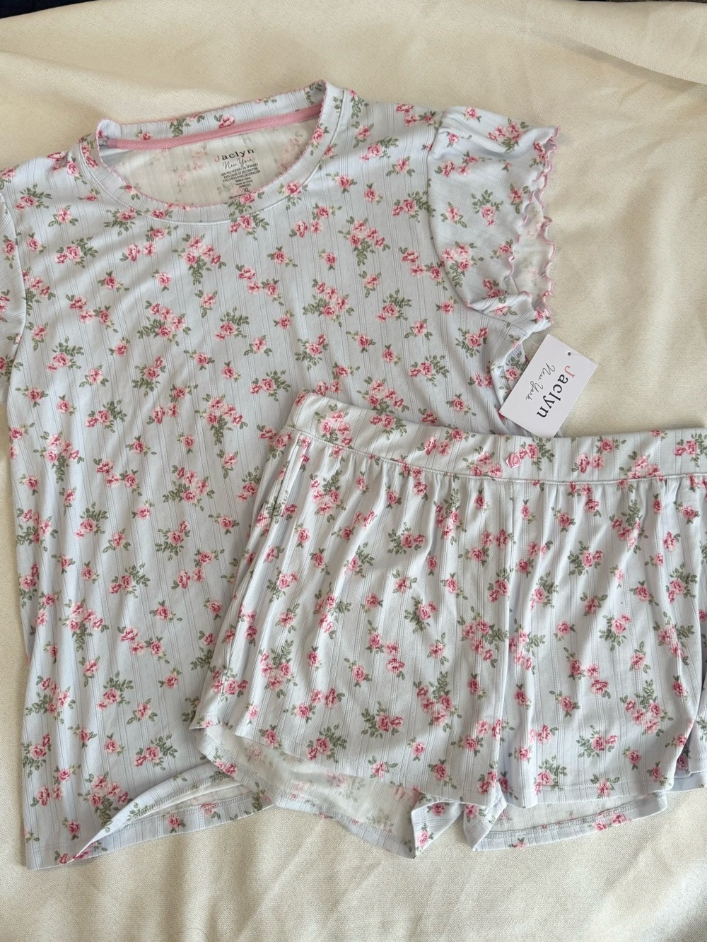 Jaclyn Pajama Set Womens XL Multicolor Floral Ribbed Ruffle Top & Shorts